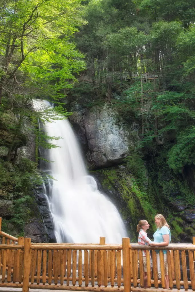 Poconos Resort Getaway: Planning your next romantic vacation 5 Couple waterfall romance